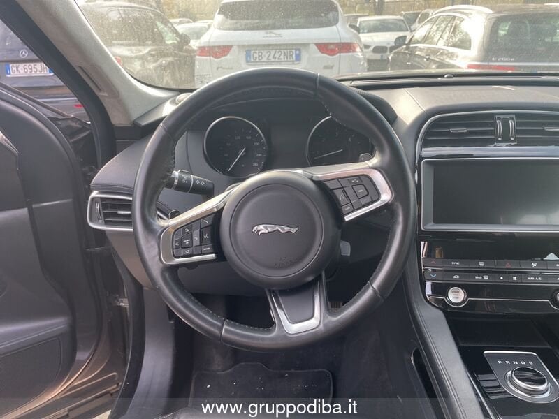 Jaguar F-Pace F-Pace 2.0d i4 Prestige awd 180cv auto my19- Gruppo Diba