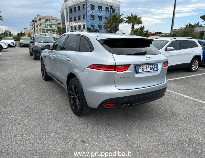 Jaguar F-Pace F-Pace 2.0d R-Sport awd 180cv auto- Gruppo Diba