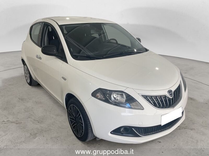 Lancia Ypsilon Ypsilon 1.0 firefly hybrid Gold s&s 70cv- Gruppo Diba