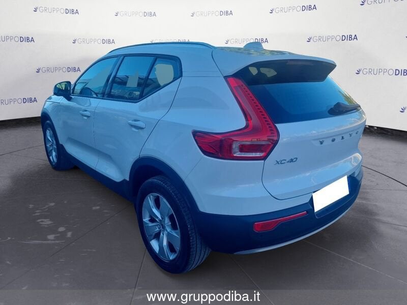 Volvo XC40 XC40 2.0 d3 Momentum geartronic- Gruppo Diba