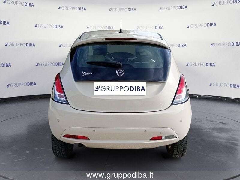 Lancia Ypsilon Ypsilon 0.9 t.air Gold ecochic metano 80cv E6- Gruppo Diba