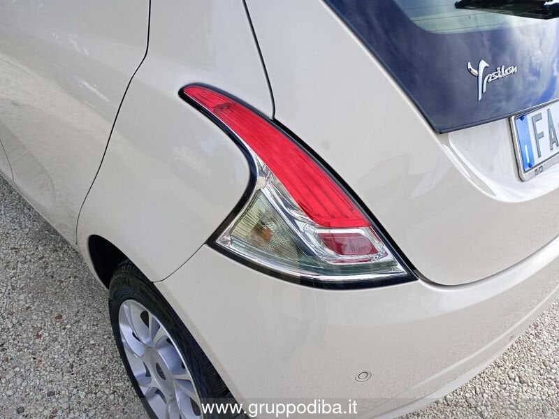 Lancia Ypsilon Ypsilon 0.9 t.air Gold ecochic metano 80cv E6- Gruppo Diba