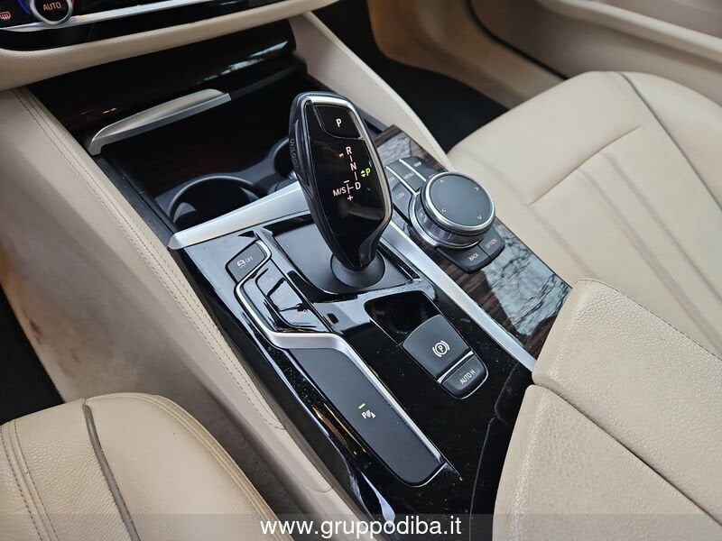 BMW Serie 5 Touring 520d Touring Luxury auto- Gruppo Diba