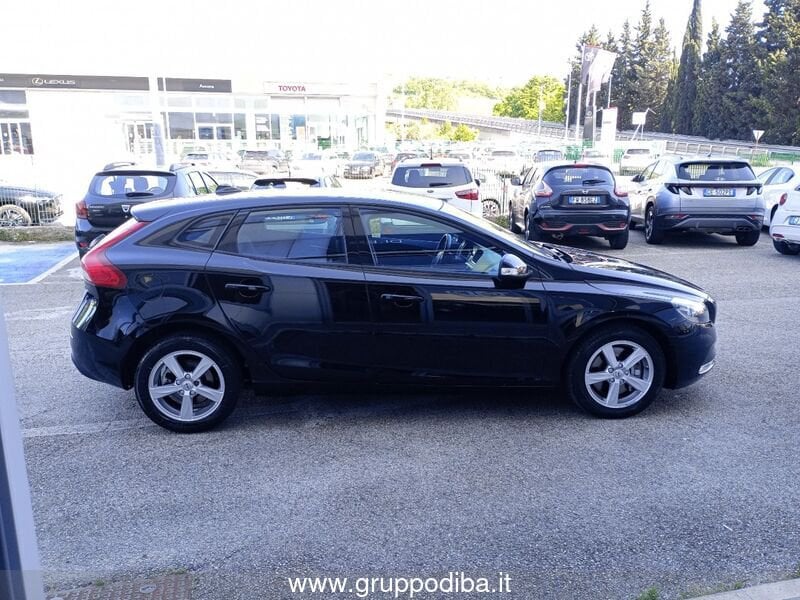 Volvo V40 V40 2.0 d2 eco Momentum geartronic- Gruppo Diba