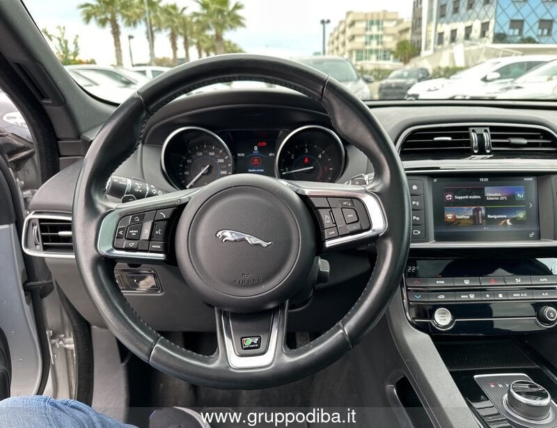 Jaguar F-Pace F-Pace 2.0d R-Sport awd 180cv auto- Gruppo Diba