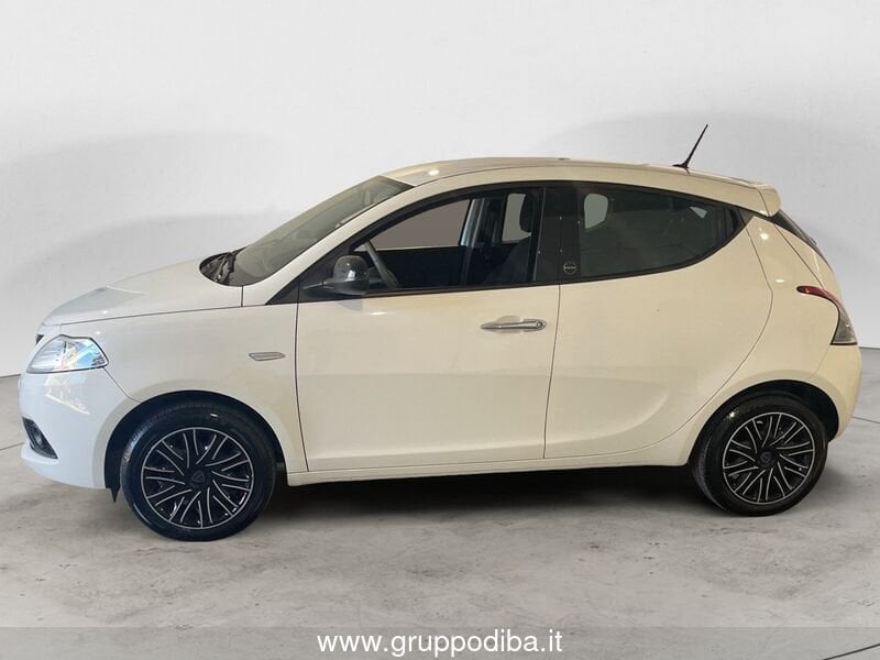 Lancia Ypsilon Ypsilon 1.0 firefly hybrid Silver s&s 70cv- Gruppo Diba