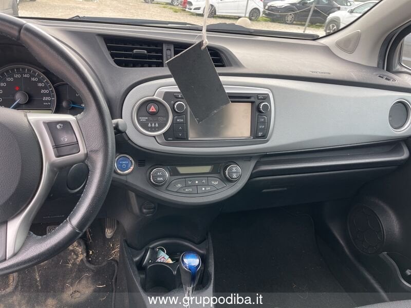 Toyota Yaris Yaris 5p 1.5h Lounge- Gruppo Diba