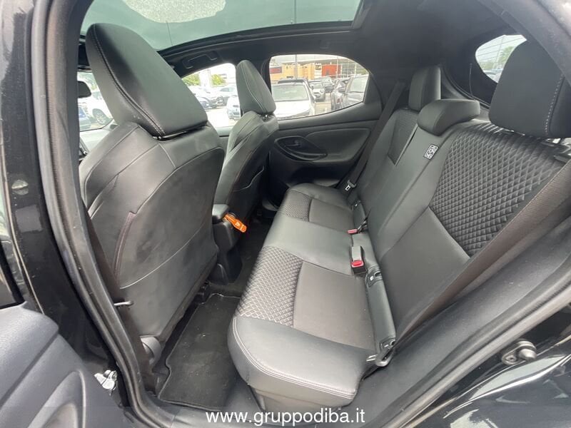 Toyota Yaris Yaris 1.5h Lounge- Gruppo Diba