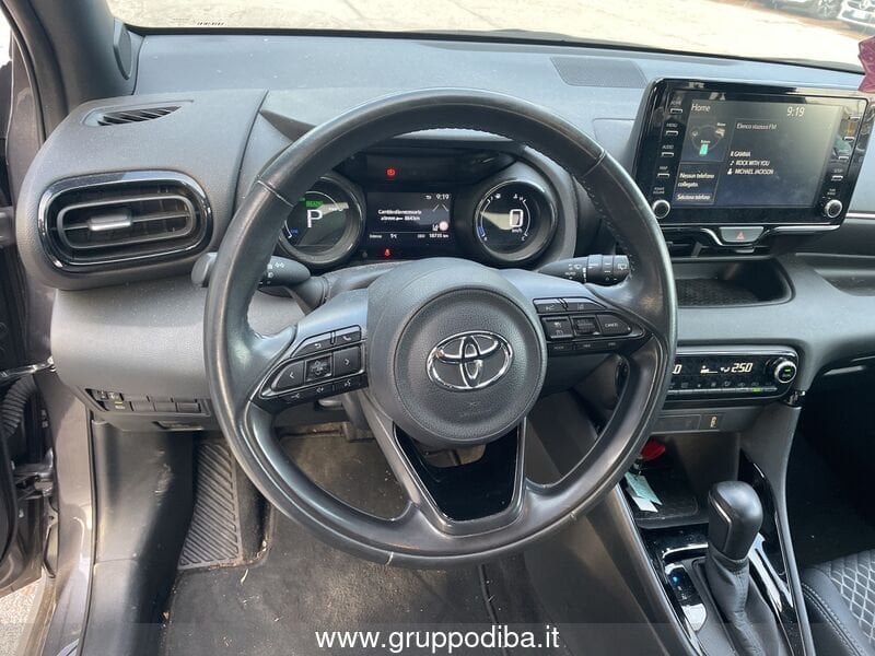 Toyota Yaris Yaris 1.5h Lounge- Gruppo Diba