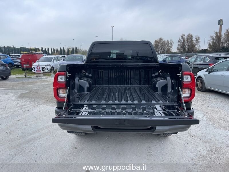 Toyota Professional Hilux 2.4 d-4d C&C 4x4 Comfort my19- Gruppo Diba