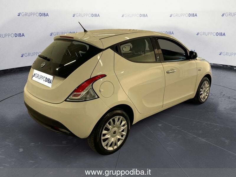 Lancia Ypsilon Ypsilon 1.2 8v Silver 69cv- Gruppo Diba